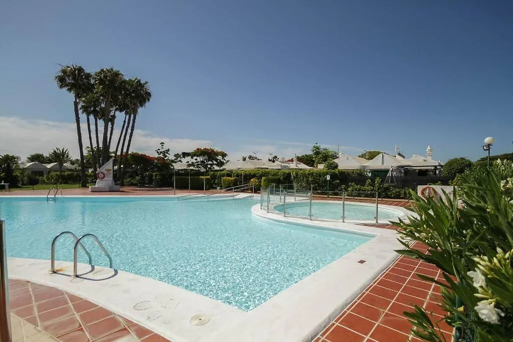 Cozy & Modern Bungalow W/Private Garden Bbq+Wifi Maspalomas  0*, Maspalomas (Gran Canaria)